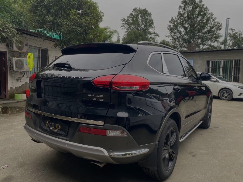 成都18年獵豹汽車CS102
