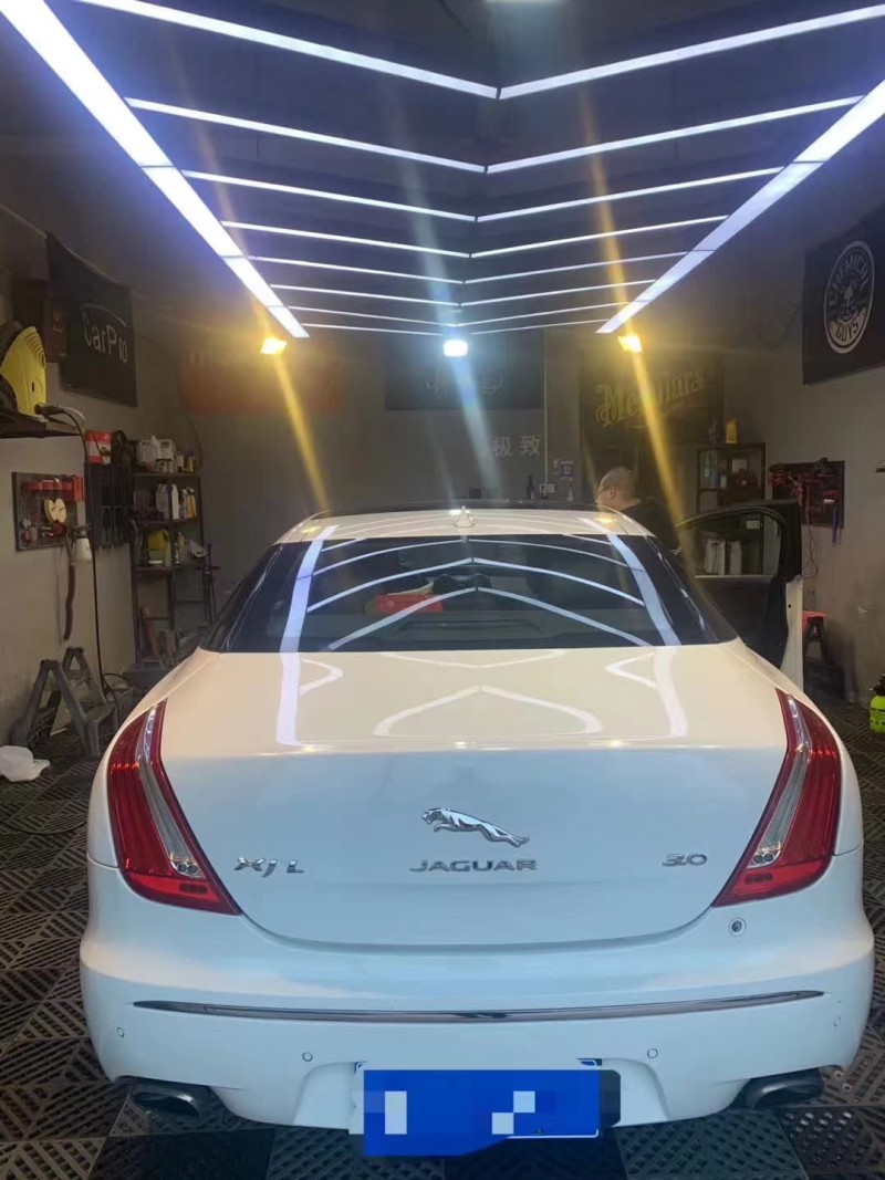 泰安15年捷豹XJ6