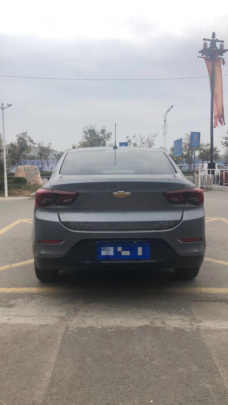 北京20年雪佛兰科沃兹8