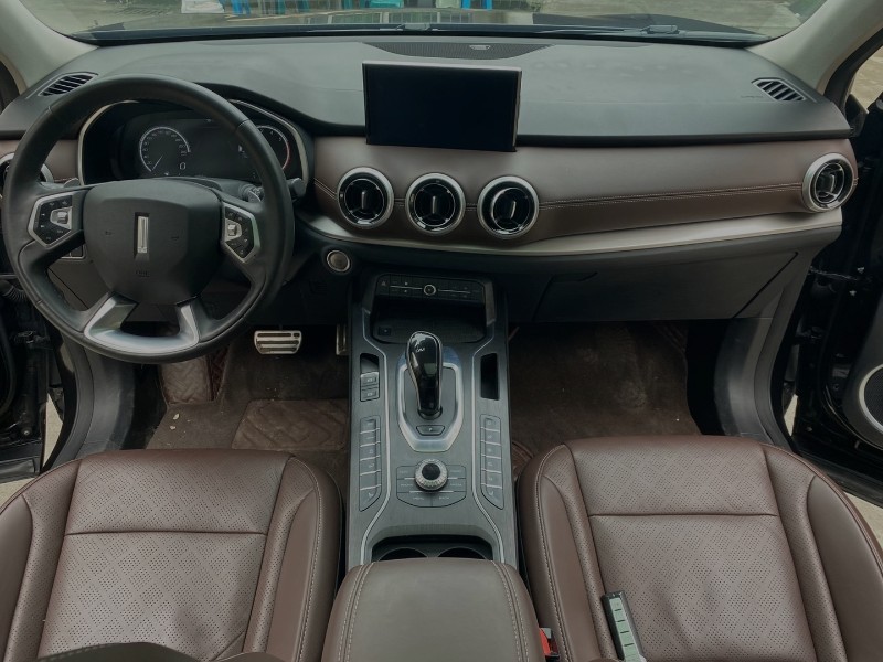 成都19年长城VV64