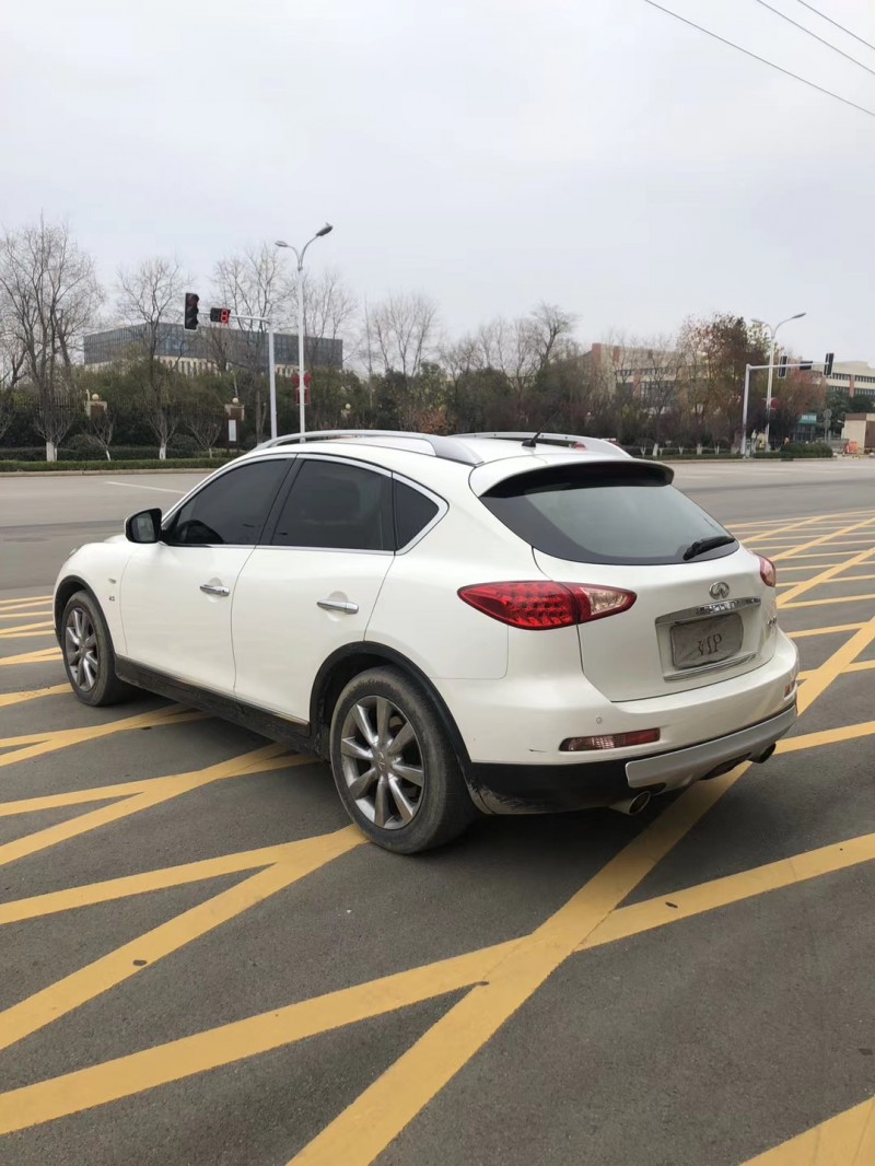 徐州13年英菲尼迪QX506