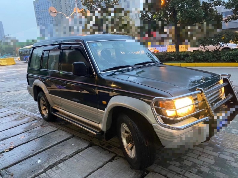 北京10年獵豹汽車CS62