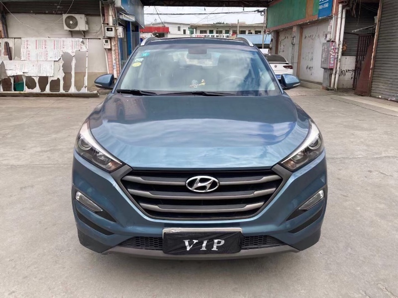 广州16年现代途胜1