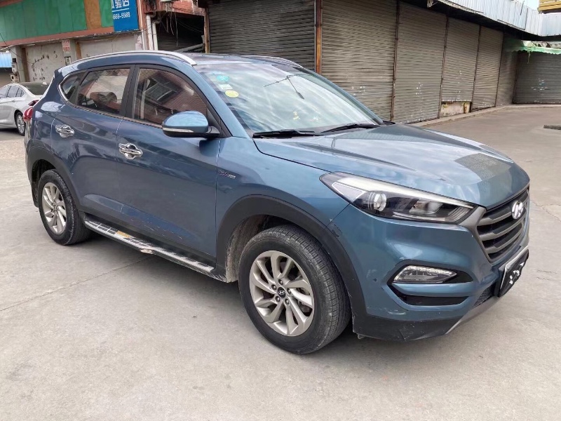 广州16年现代途胜2