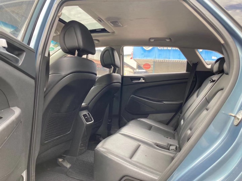 广州16年现代途胜6