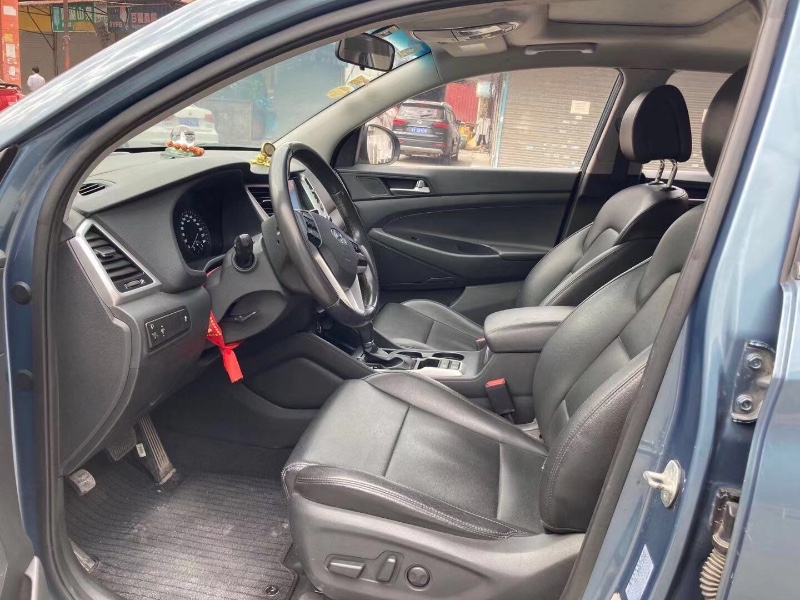 广州16年现代途胜4