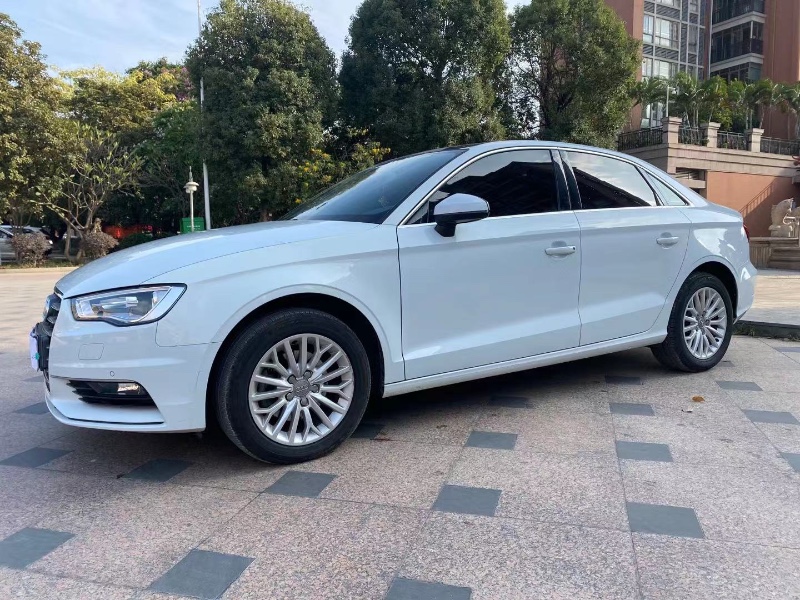 东莞15年奥迪A33