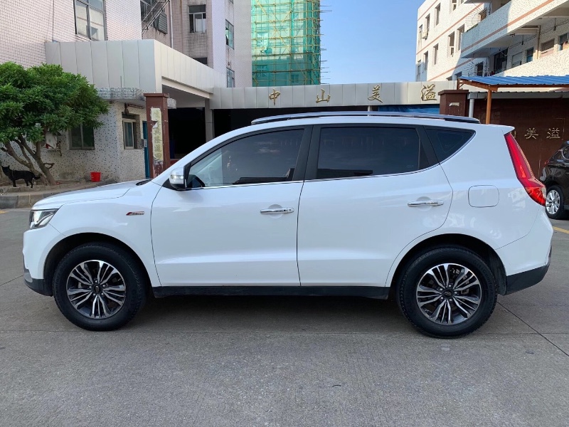 中山18年吉利远景X62