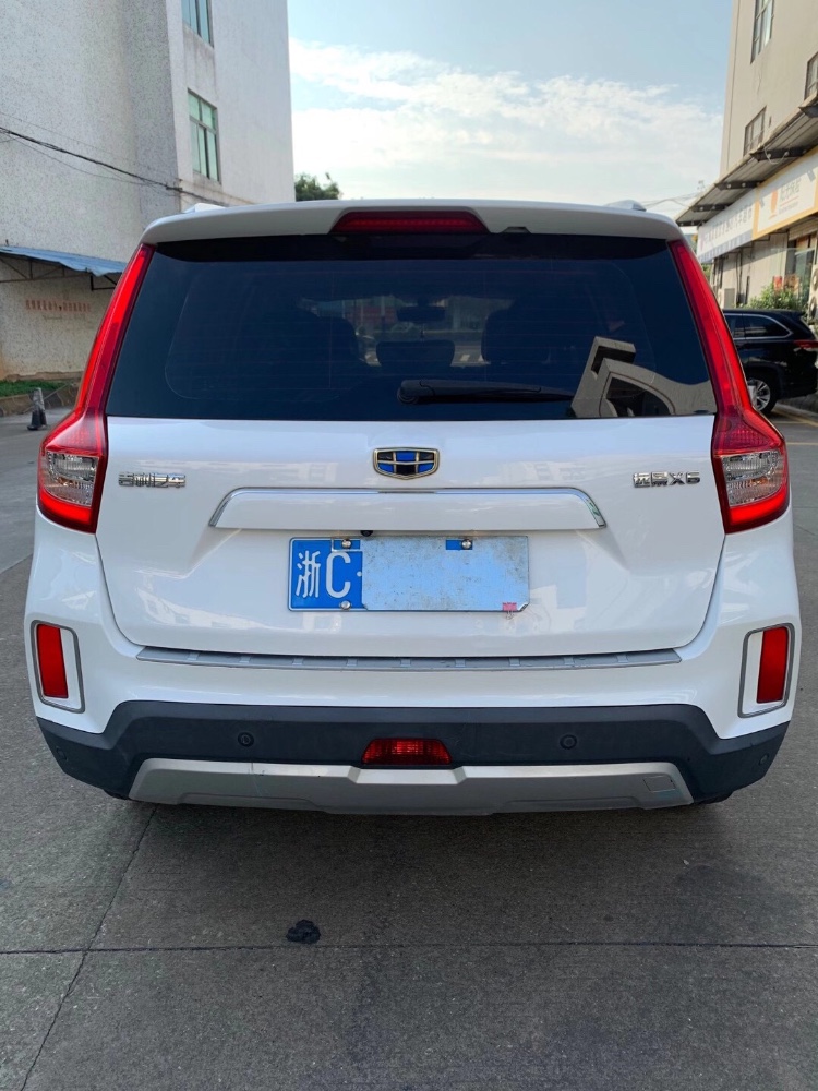 中山18年吉利远景X64