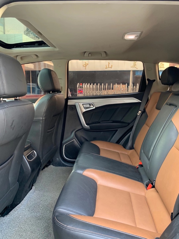 中山18年吉利远景X65