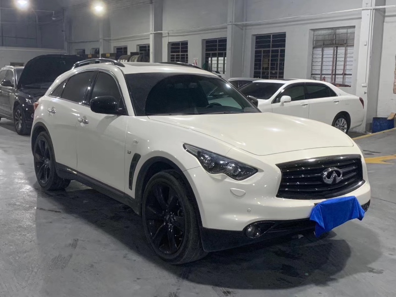 佛山17年英菲尼迪QX702