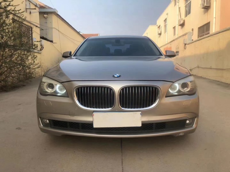 济南10年宝马7系1