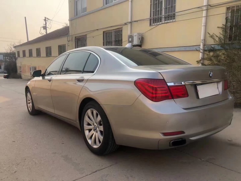 济南10年宝马7系7