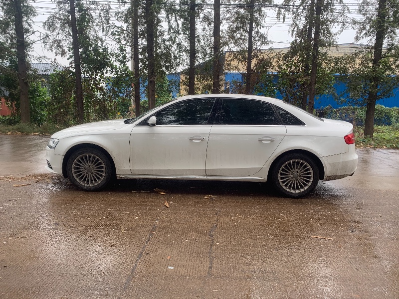 徐州16年奥迪A4L4