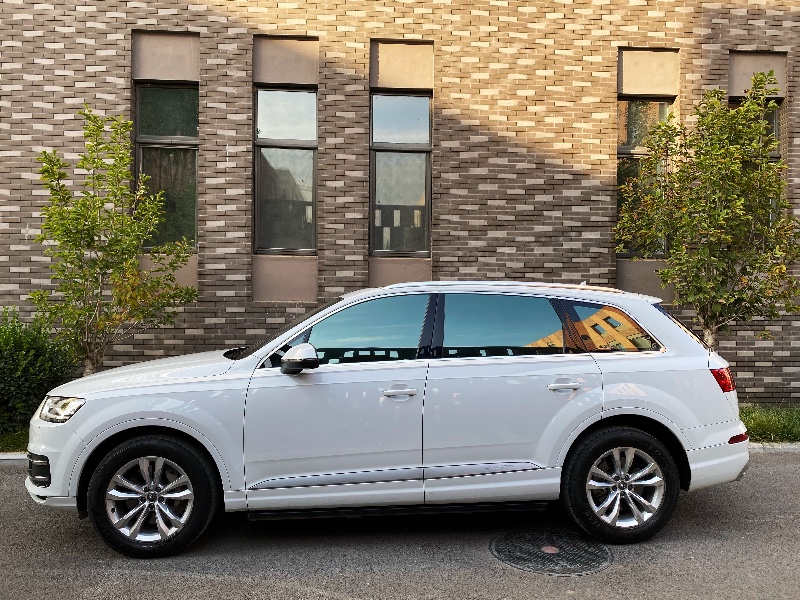 北京17年奥迪Q77