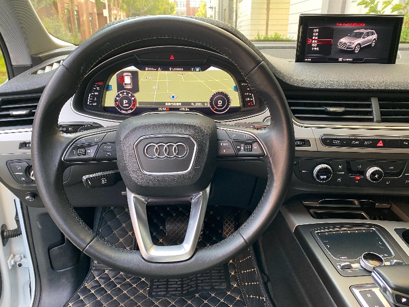 北京17年奥迪Q74