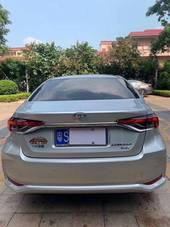 中山20年丰田卡罗拉8