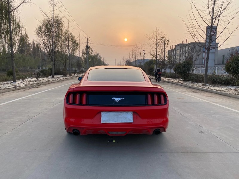 徐州16年福特野马8