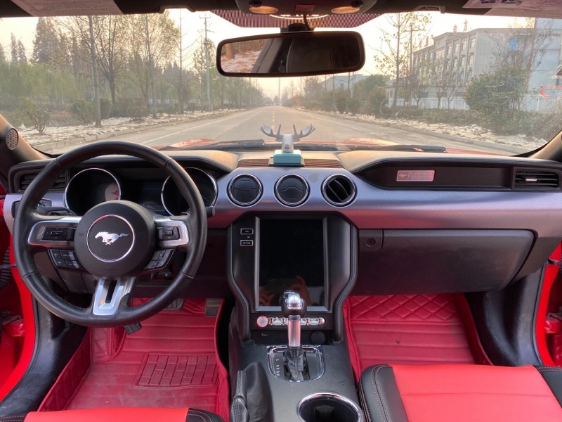 徐州16年福特野马1