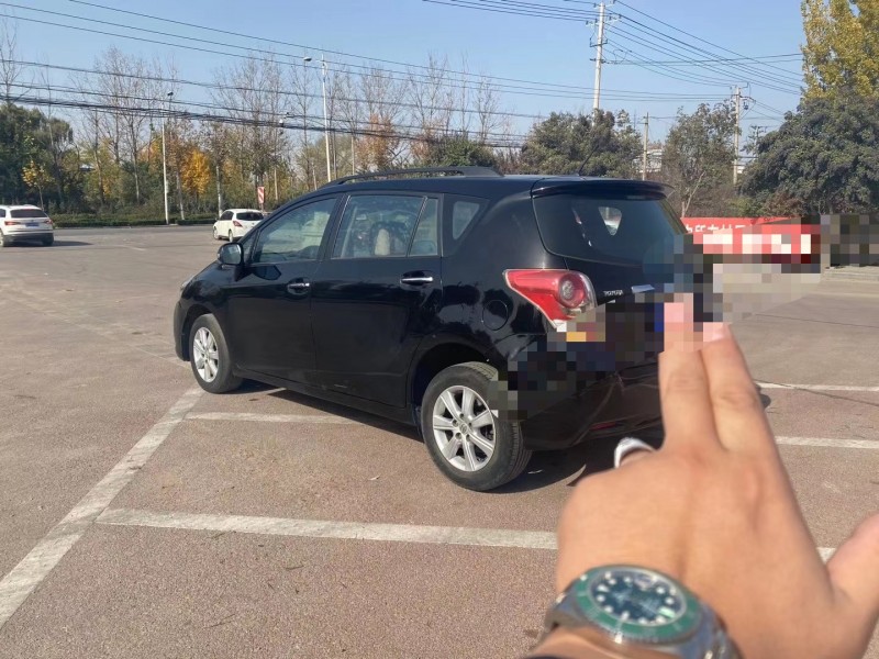 济南12年丰田逸致5