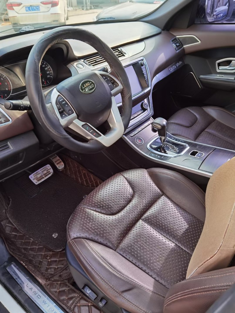 保定17年陆风X77