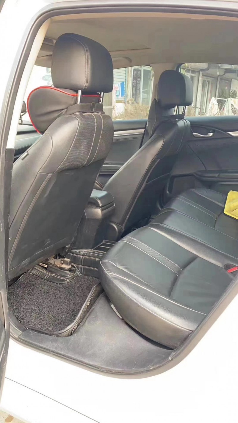 北京17年本田思域6