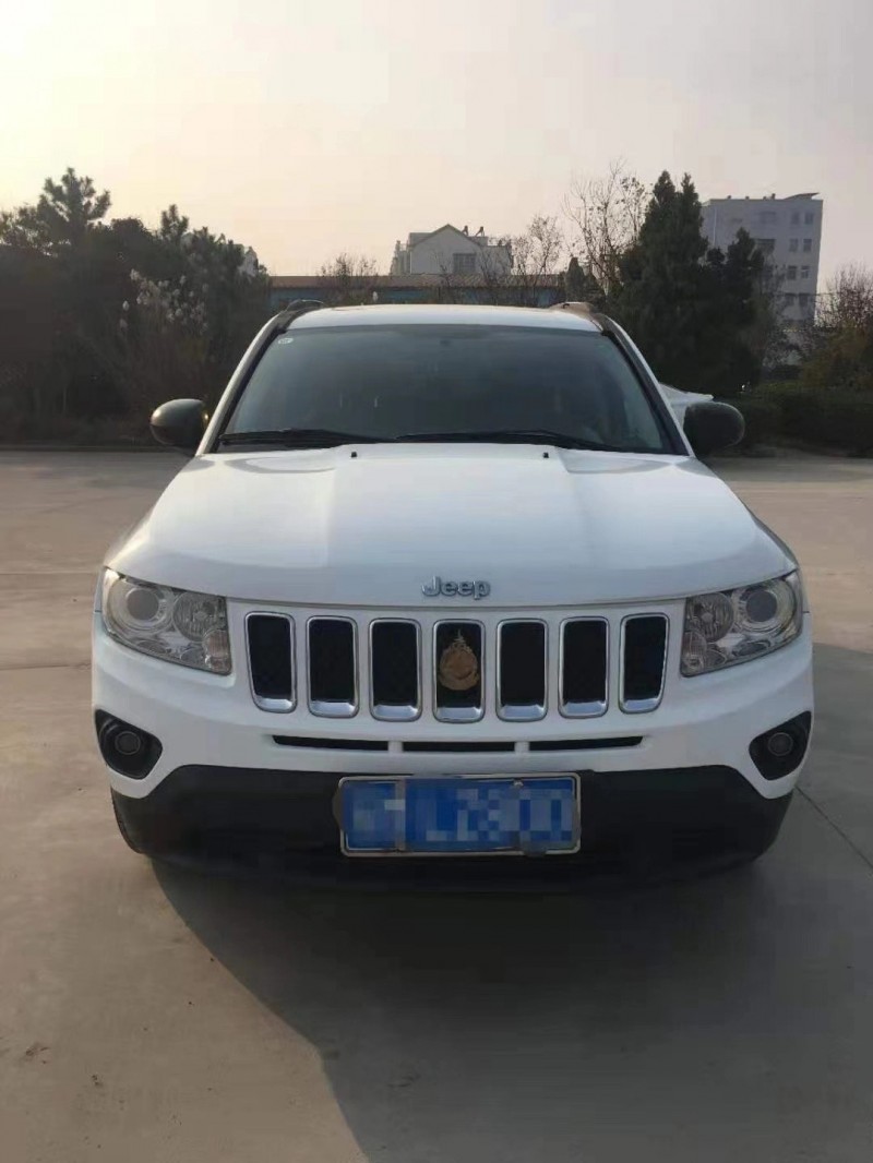 南通13年Jeep指南者1