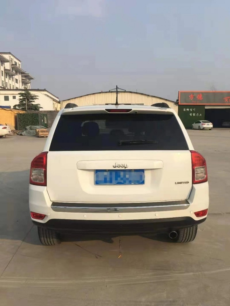 南通13年Jeep指南者4