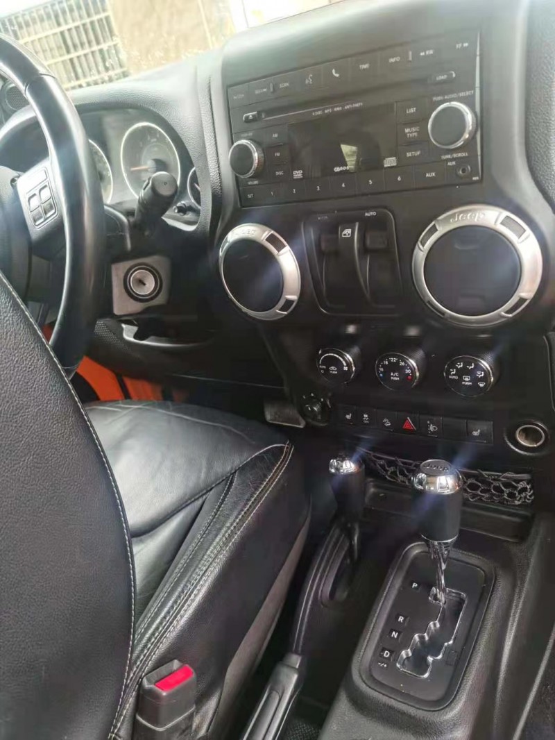 常德13年Jeep牧馬人3