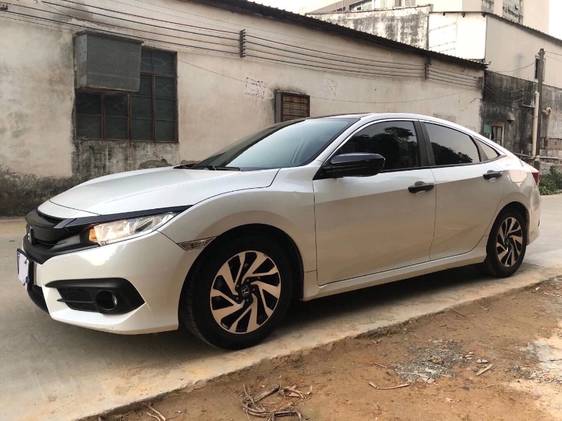 广州18年本田思域2