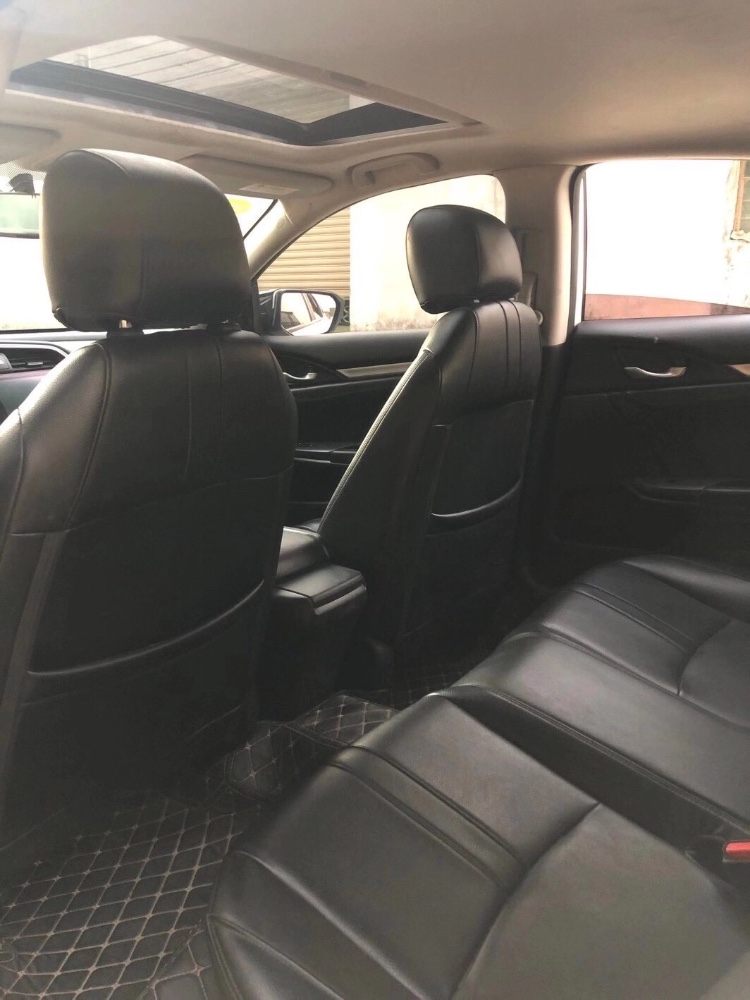 广州18年本田思域5