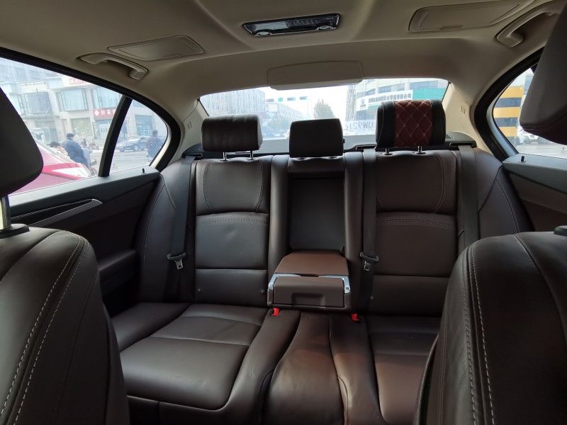 北京16年宝马5系7