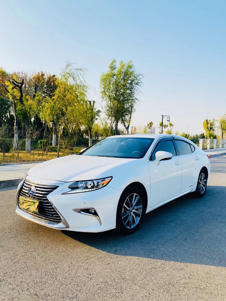 聊城16年雷克萨斯ES9