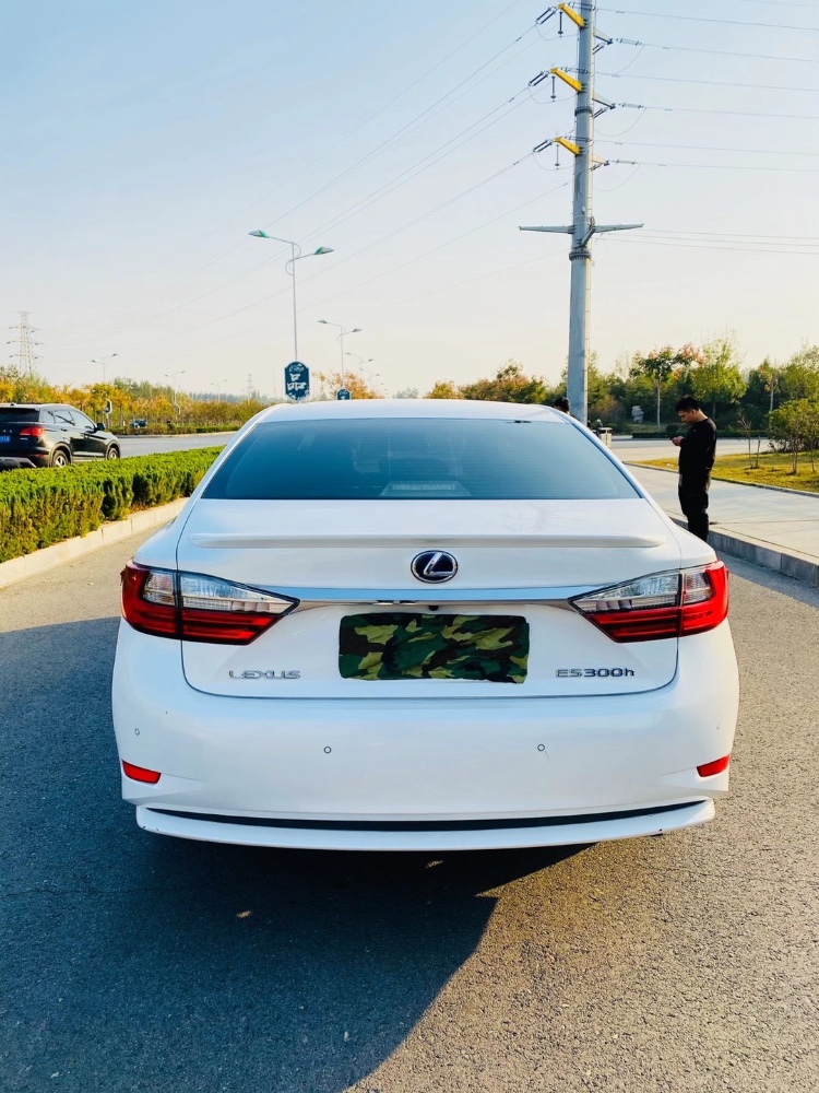 聊城16年雷克萨斯ES6