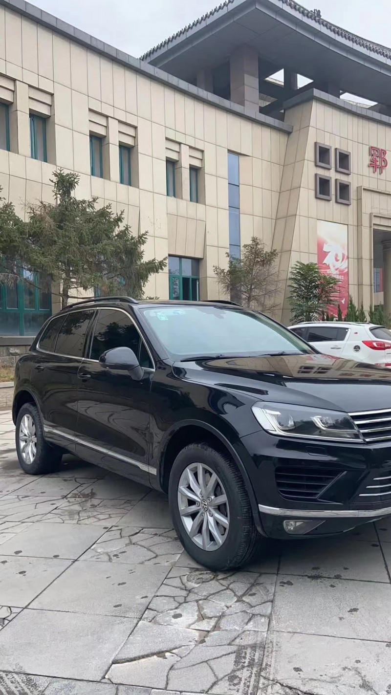 北京17年大众途锐9