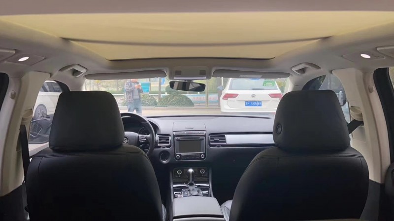 北京17年大众途锐4