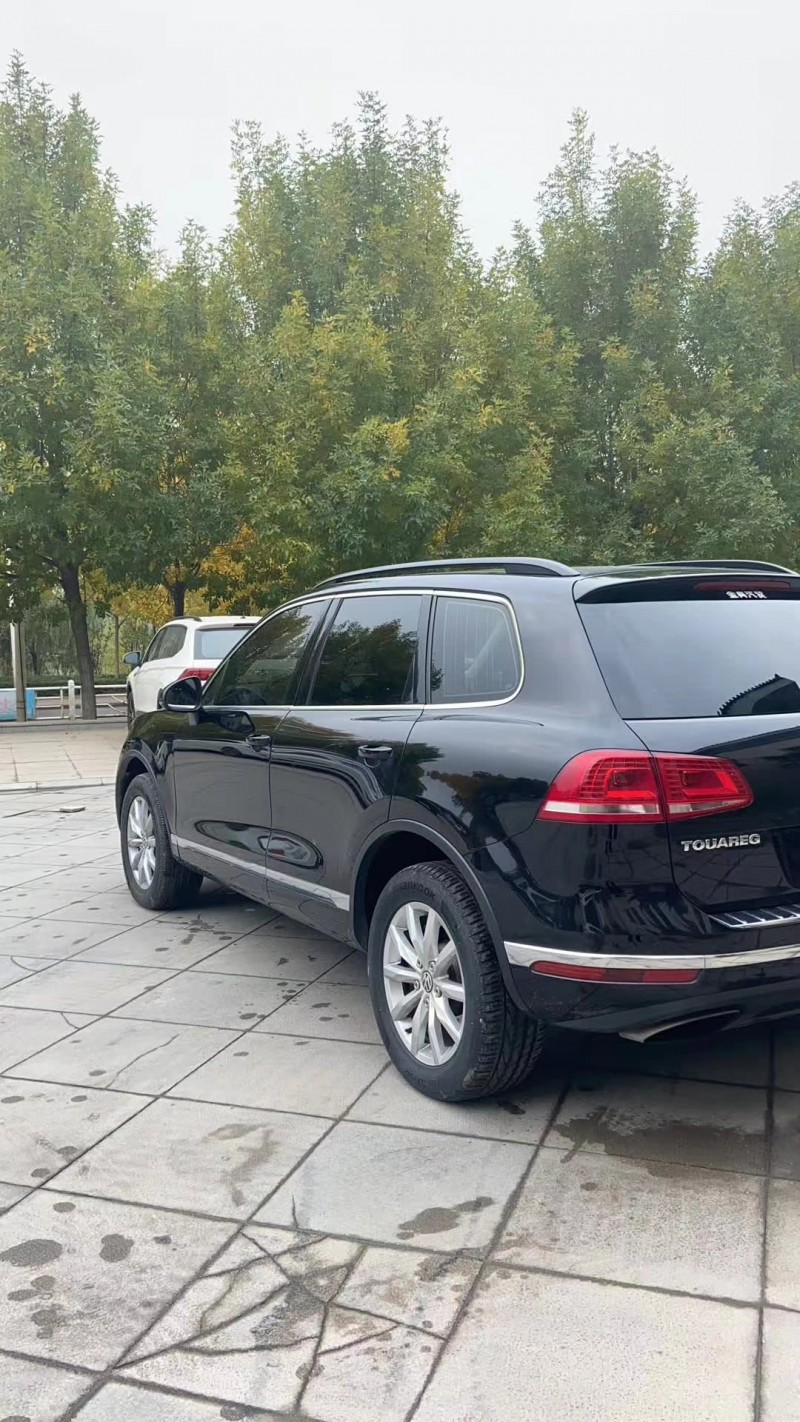 北京17年大众途锐2