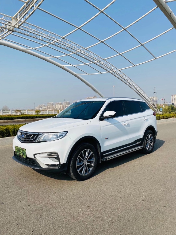 聊城19年吉利博越8