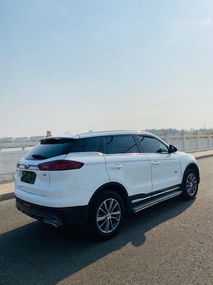 聊城19年吉利博越6