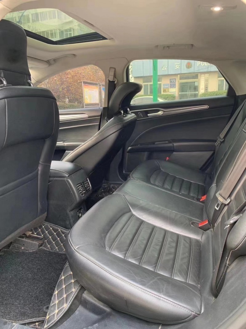 青岛17年福特蒙迪欧8