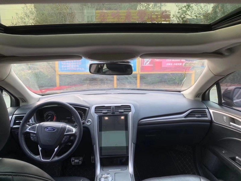 青岛17年福特蒙迪欧9