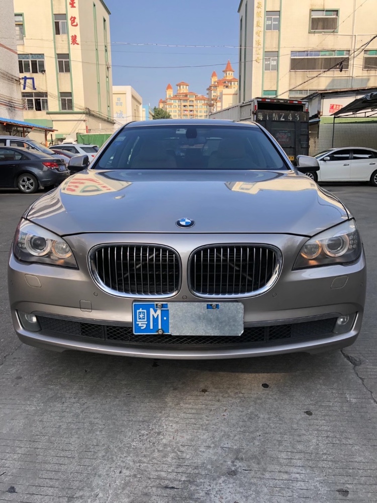 中山12年宝马7系7