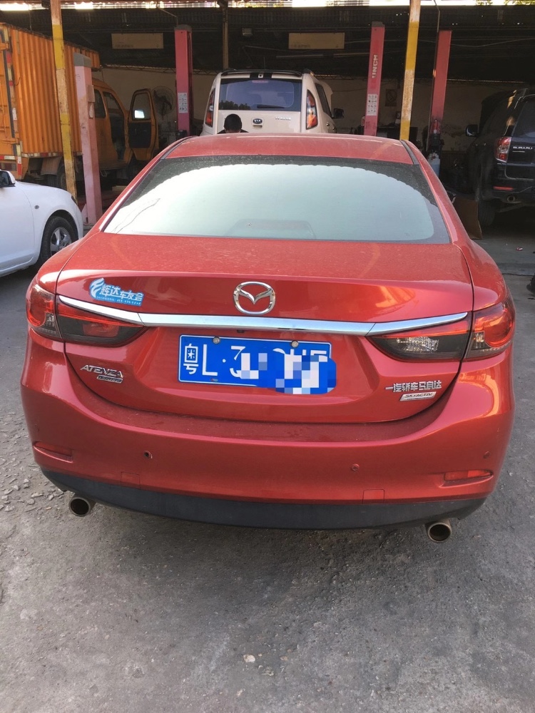 中山15年马自达阿特兹2