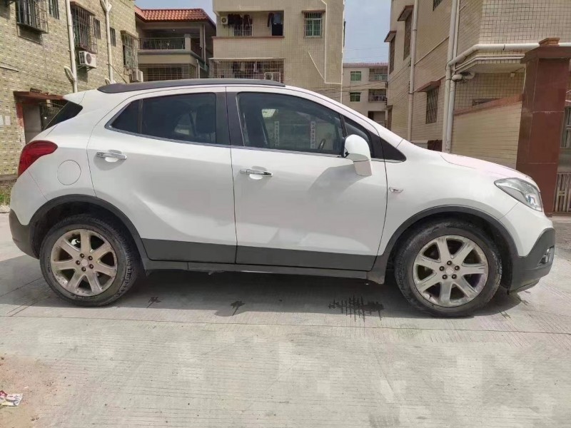 中山13年别克昂科拉4