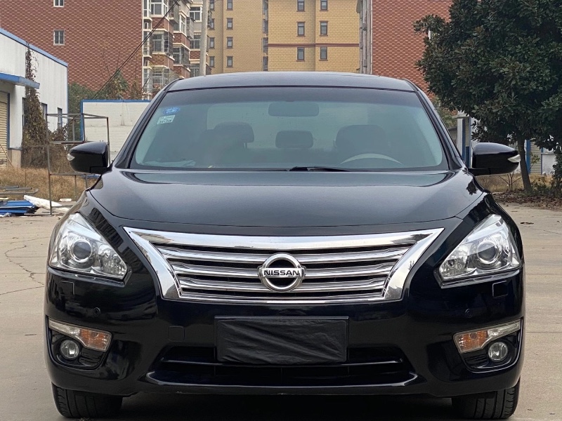 商丘14年日產天籟1