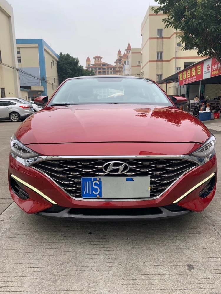 中山20年现代菲斯塔1