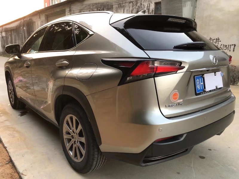 江门17年雷克萨斯NX9