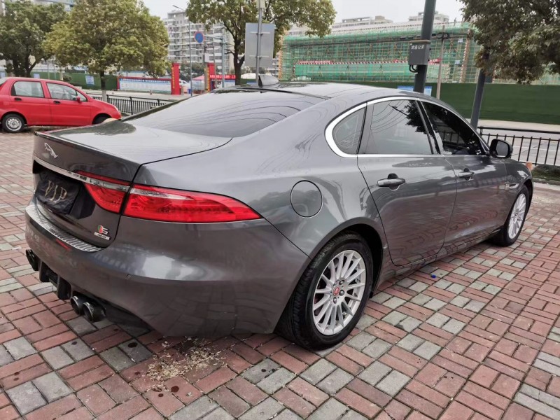 泰州16年捷豹XF8