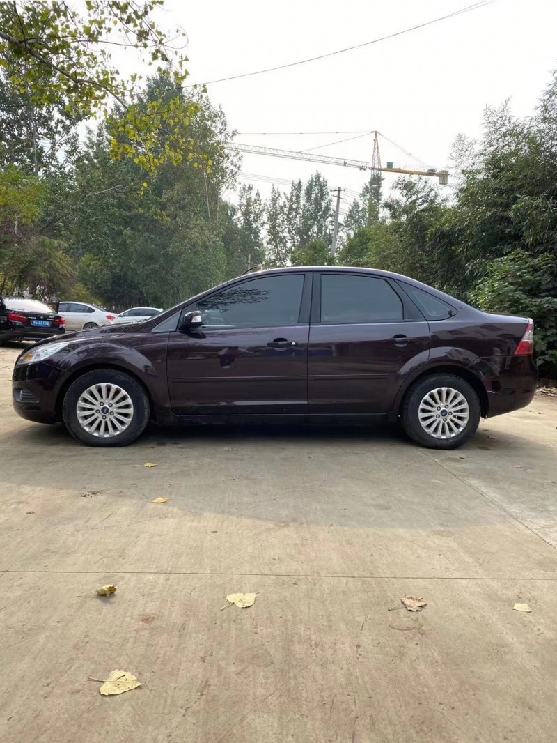 枣庄13年福特福克斯4