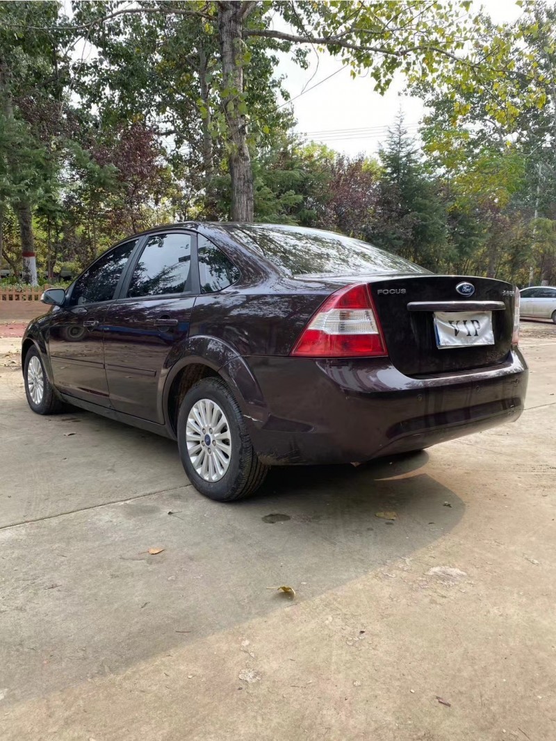 枣庄13年福特福克斯5